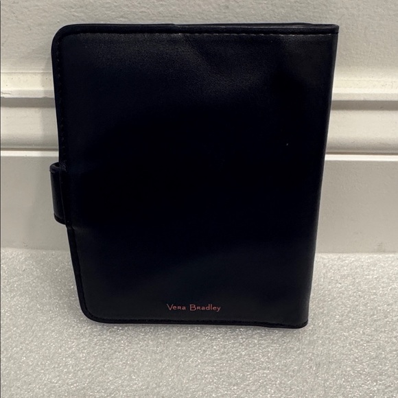 Vera Bradley sips gettin real toucan pineapple passport holder wallet RFID - Picture 2 of 3
